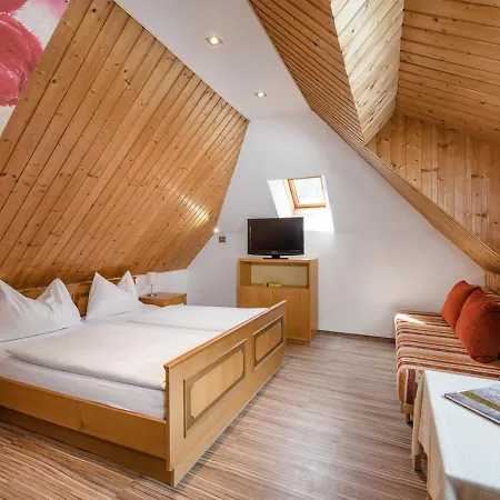 فندق Grubers, Appartments Gastein 3*