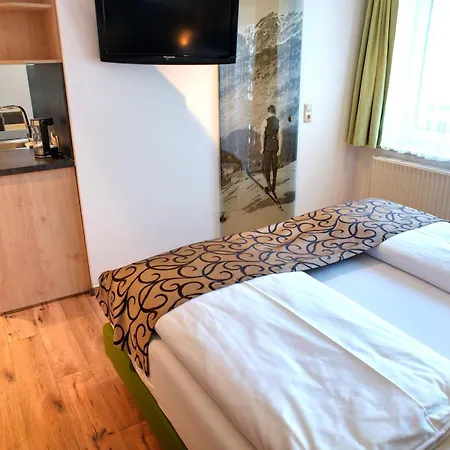 Grubers, Appartments Gastein 3* Бадгаштейн