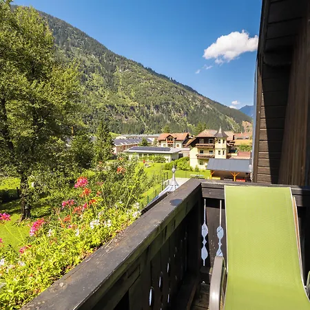 Grubers Appartments Gastein Hotel 3*